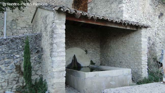 Les Calades Du Ventoux Leilighet Montbrun-les-Bains Eksteriør bilde